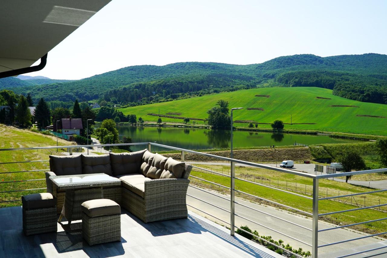 Luxury Villa Moravany nad Vahom Екстер'єр фото