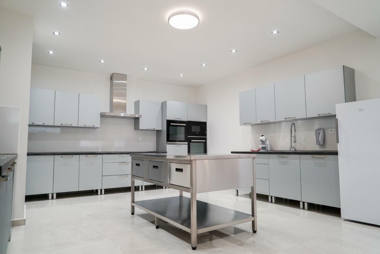 Luxury Villa Moravany nad Vahom Екстер'єр фото